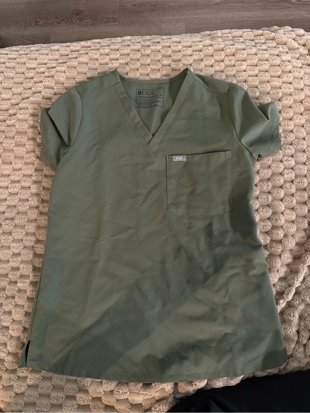 FIGS Women’s Olive green V-Neck Scrub Top